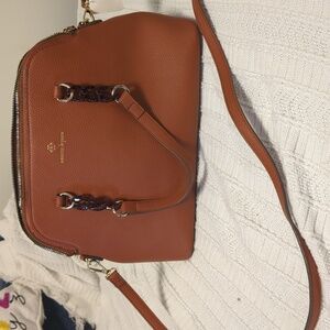 Stylish Nanette Lepore Convertible Bag - EUC -  Vegan Leather - Zip Top